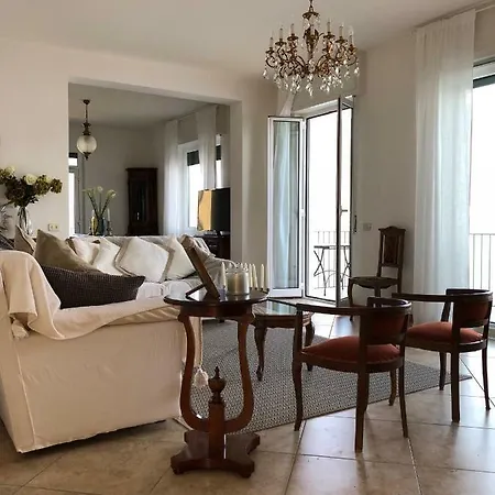 View House Apartment *